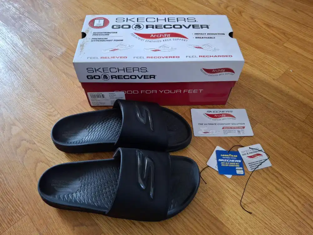 Sandal Skechers Original Arch Fit Hyper Slide Size 42.5 Masih Bagus