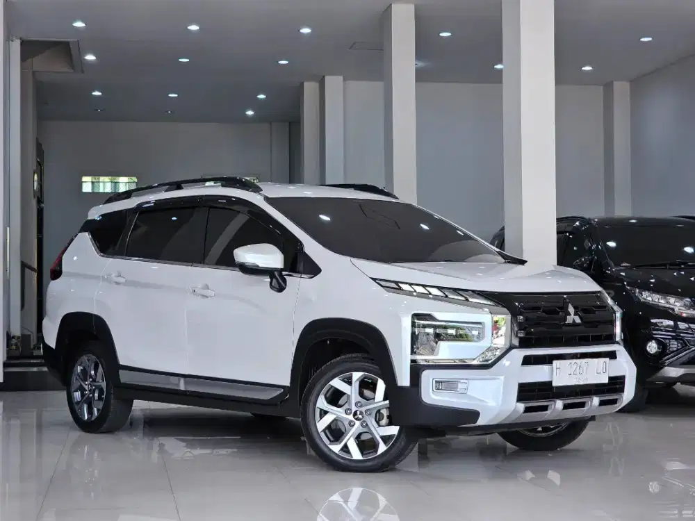 Km 30rb Xpander Cross Premium Package 2023 At(Matic) Plat H Tgn 1 2022