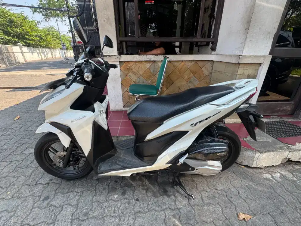 Vario 150 Putih 2018