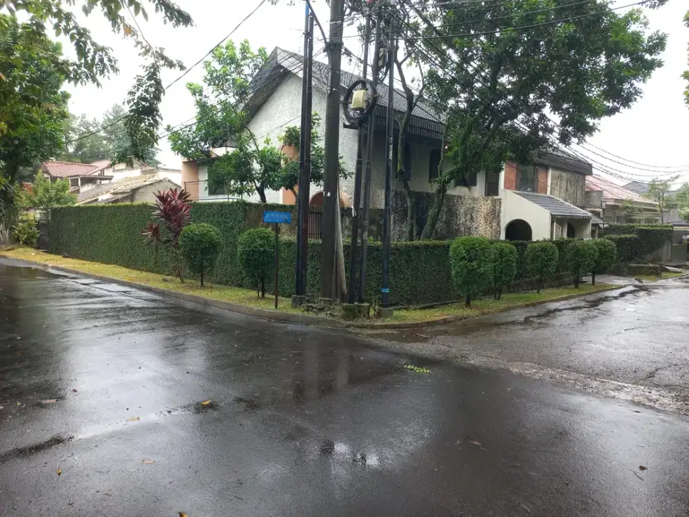 Dijual rumah di Cinere