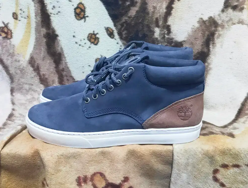 Sepatu kulit Timberland  navy uk 43 original