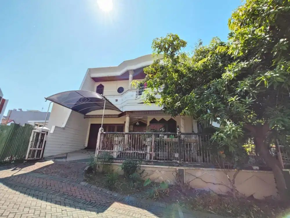 Dijual Rumah 2 Lantai Model Hook di Citraland, dekat Gwalk, Surabaya Barat