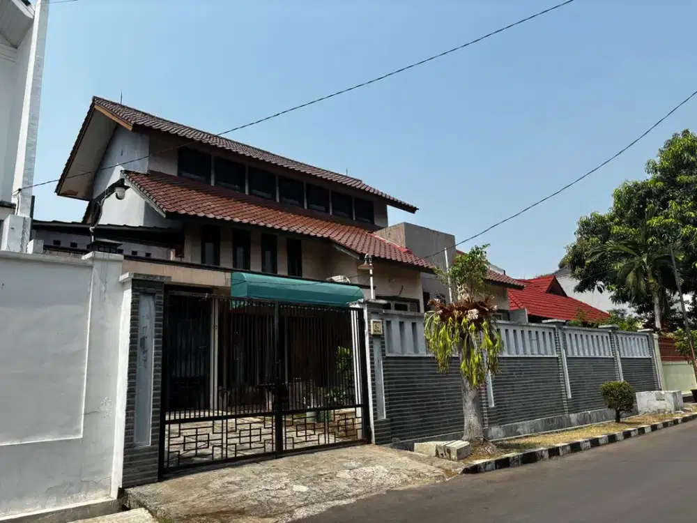 Dijual rumah di Cinere