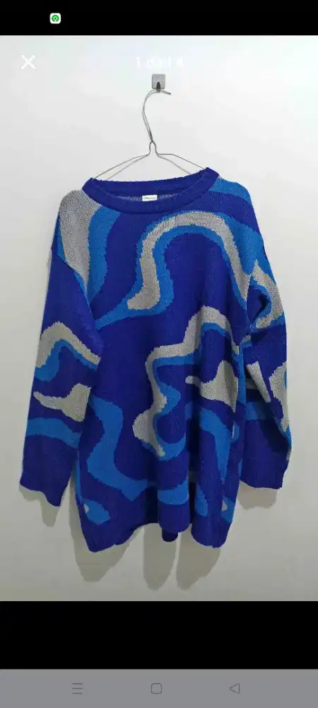 Sweater biru Dongker