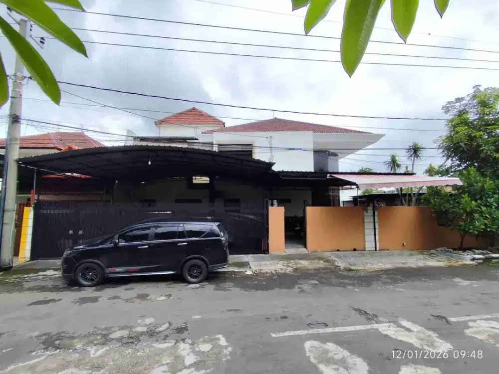 Dijual rumah besar di TPI Wiyung