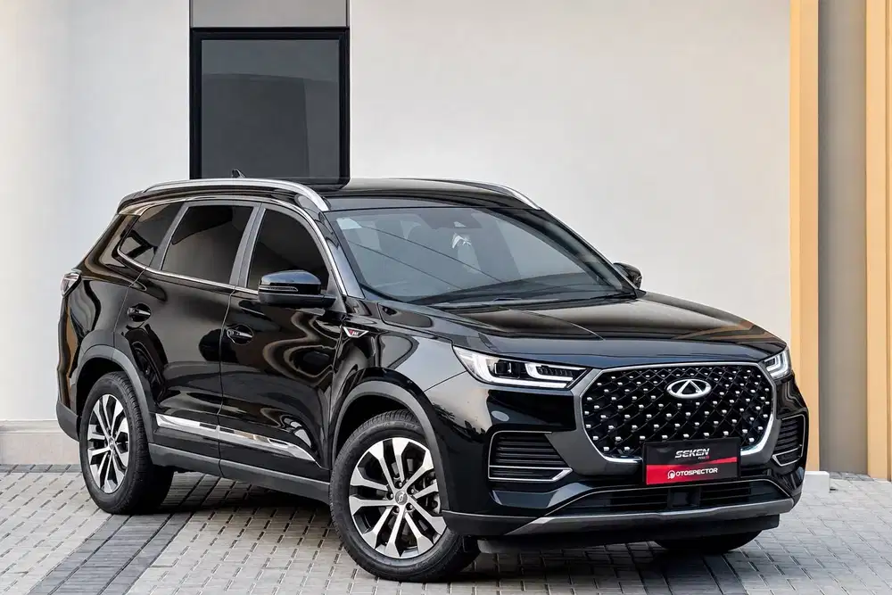 Chery Tiggo 8 Pro 2.0 Premium 390T Sunroof Panoramic AT 2023 Hitam.
