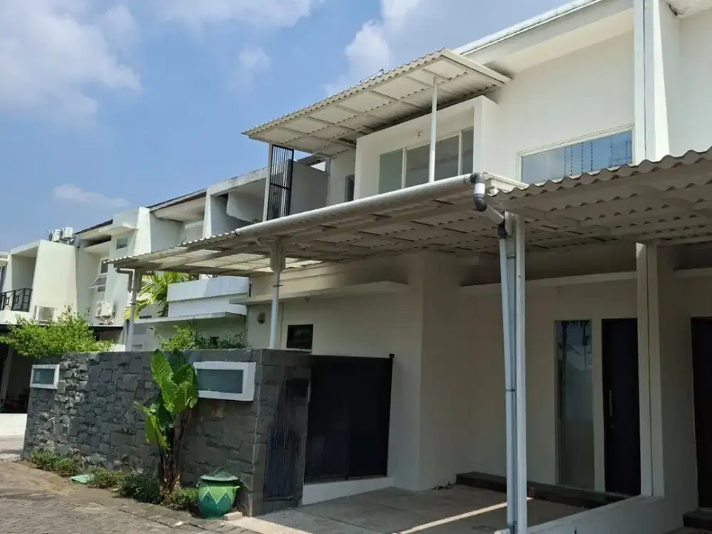 Dijual Rumah Murah Under 1M di Casa Residence Lakarsantri, dekat Universitas Ciputra, Surabaya Barat