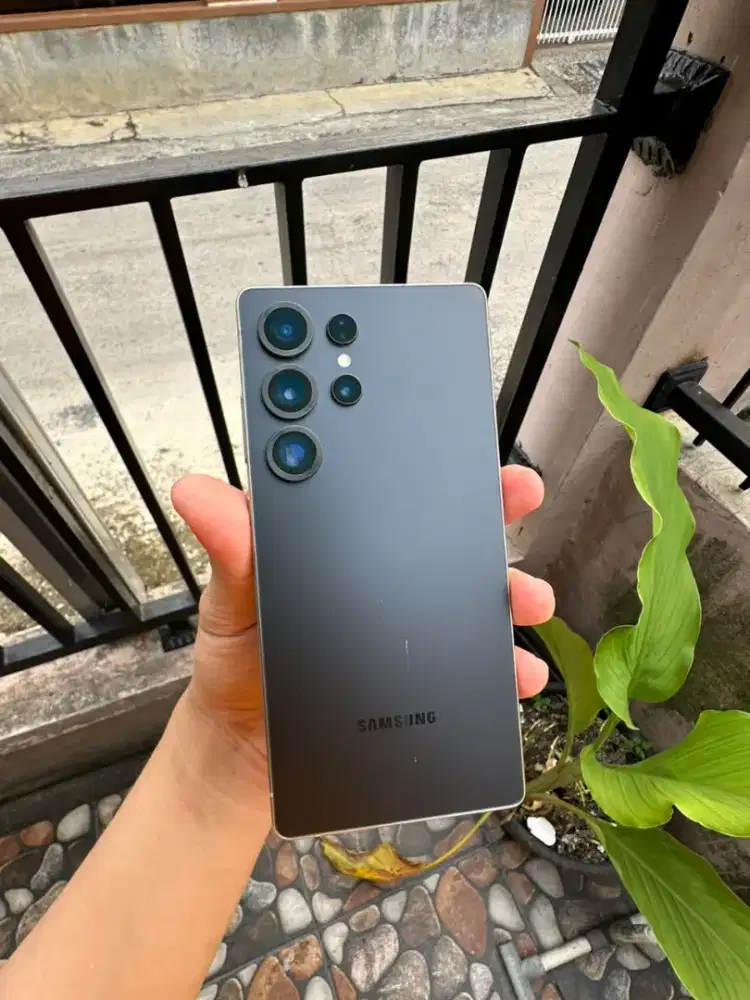 Samsung S25 ultra 12/256gb