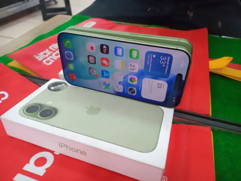 Iphone 17 256 gb mulus no minus lengkap gransi ibox activ