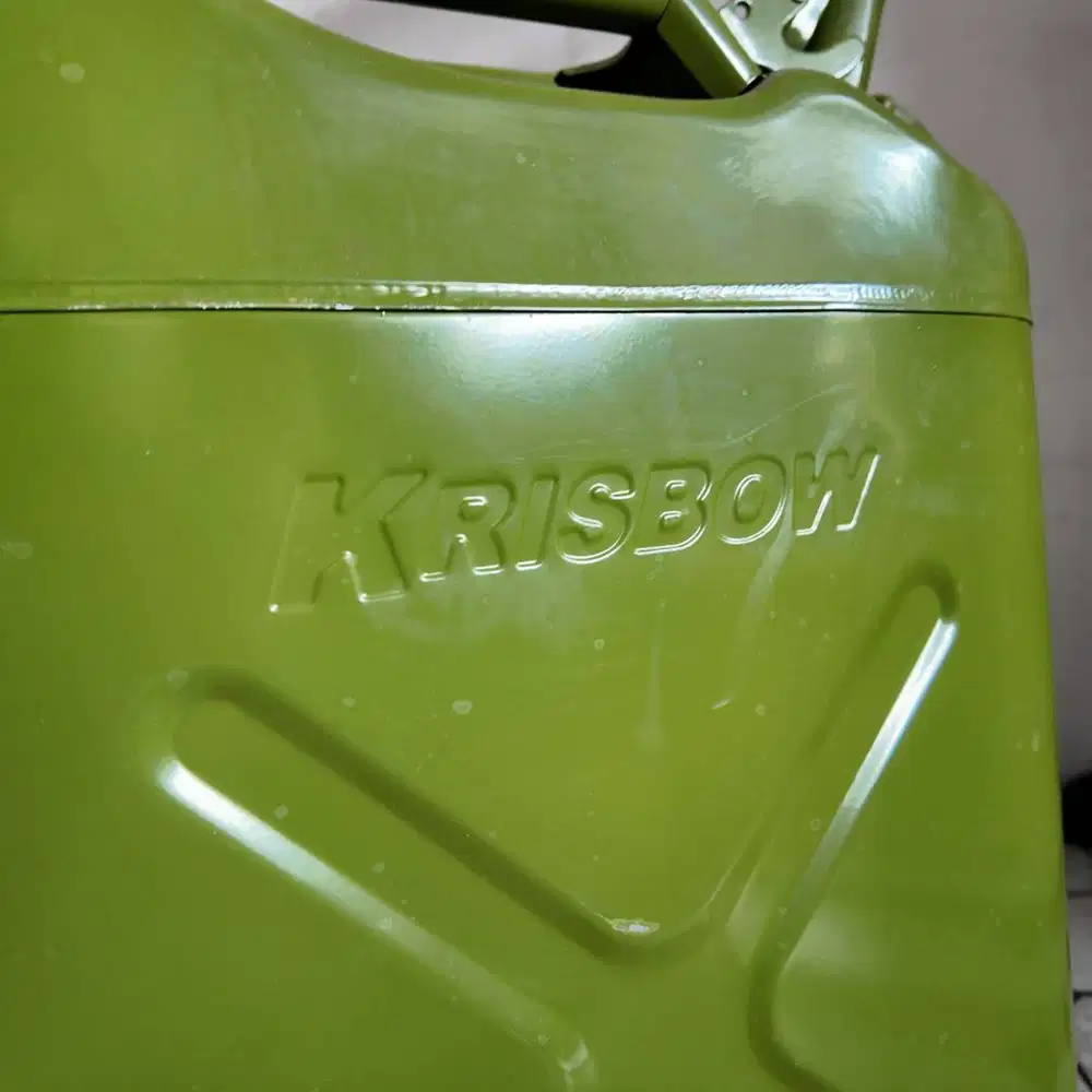 Krisbow Jerigen Bahan Bakar Besi 20 Liter Hijau / Jerry Can Bensin Sol