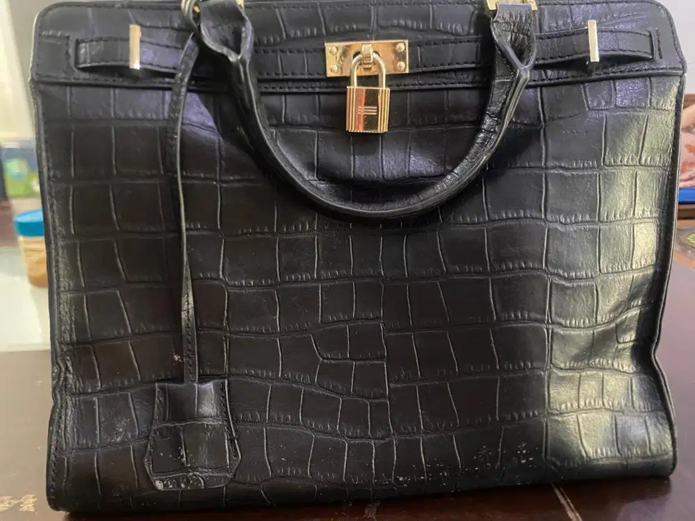 tas hitam hand bag