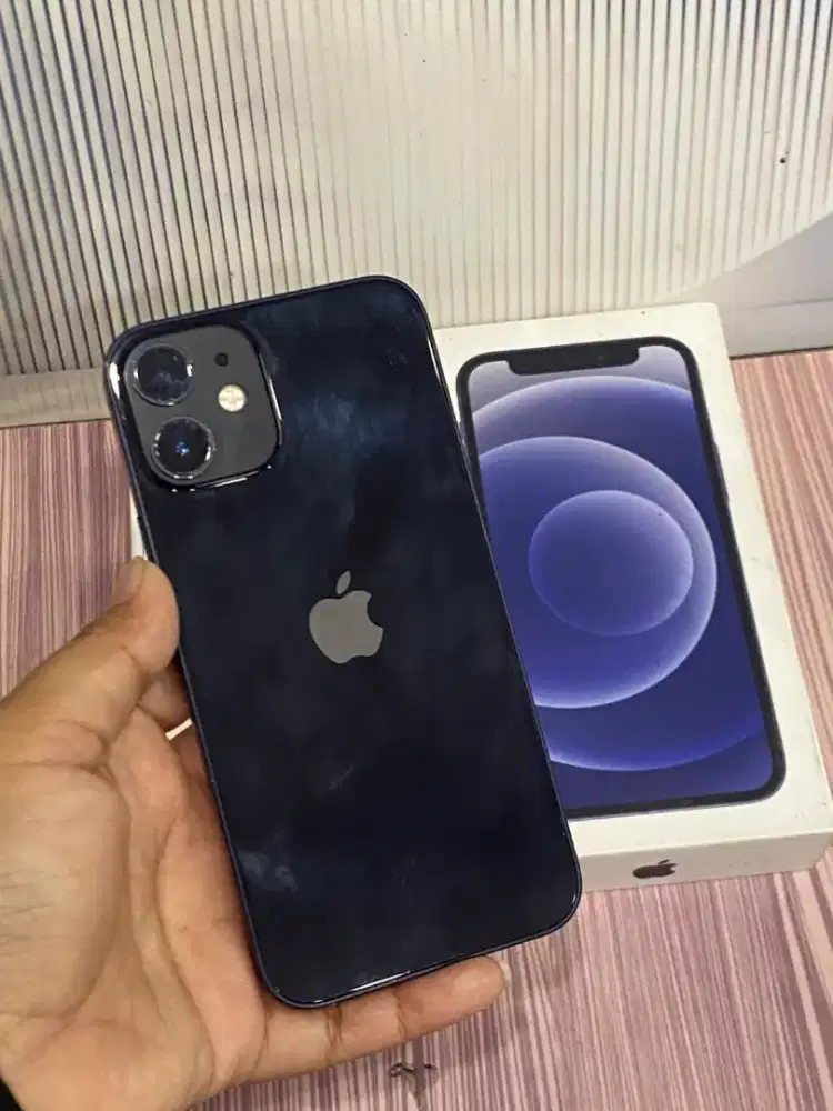 Iphone 12 minu 256 gb fullset
Garansi resmi ibox
Gantian baterai