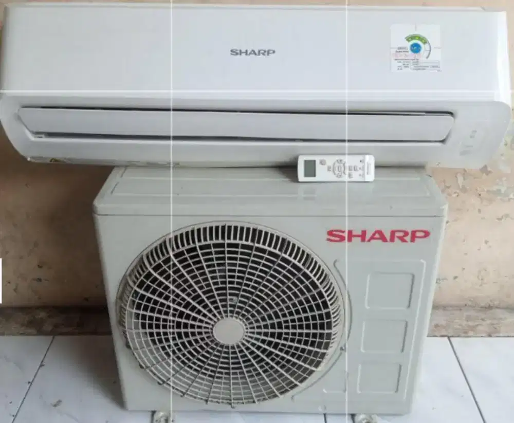 Jual ac sharp 1/2 pk lowwat 320watt kondisi 95% ori semua