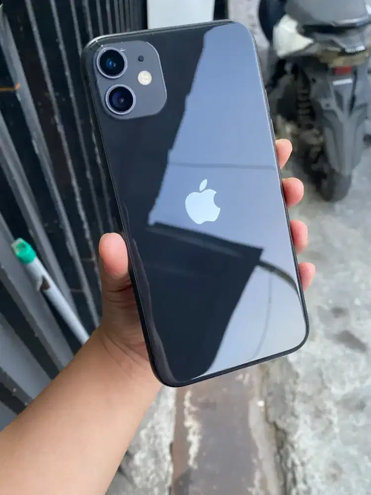 iPhone 11 64Gb inter