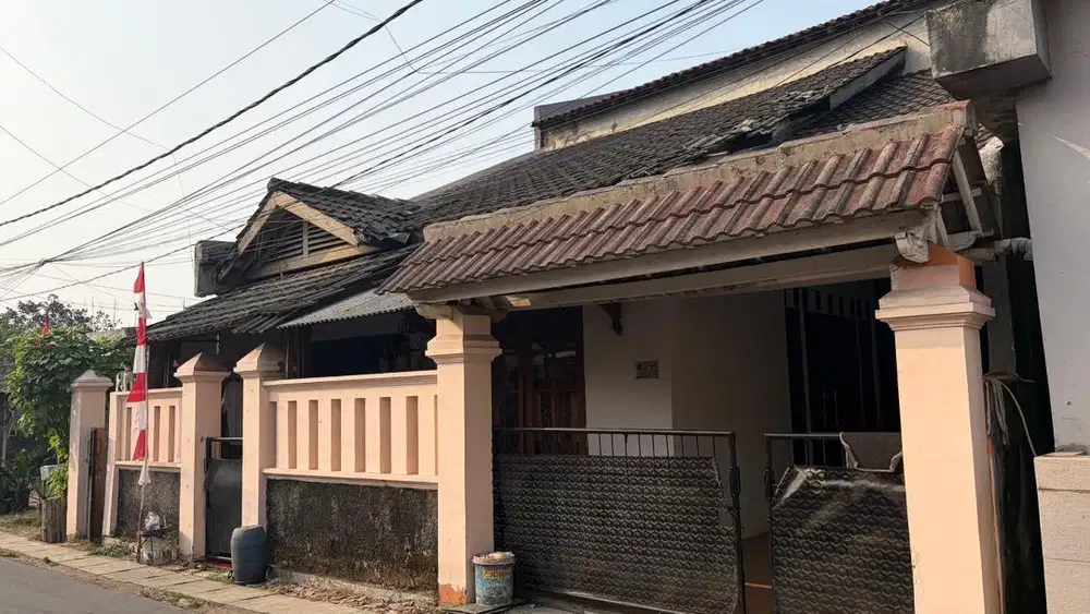 Jual rumah strategis