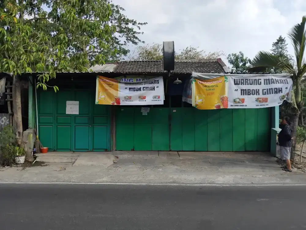 Rumah area UNS ISI