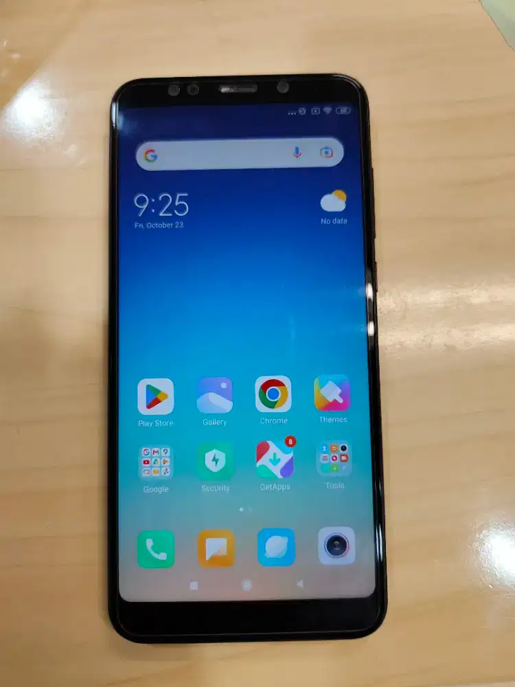 Dijual HP second Xiaomi Redmi 5 plus 4/64