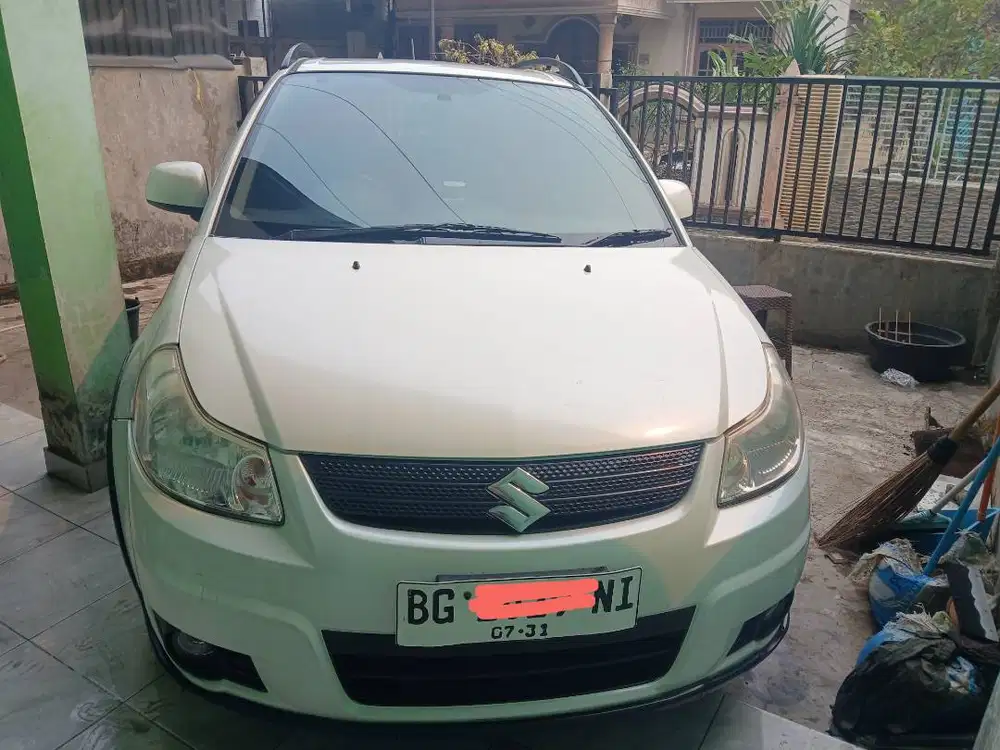 Suzuki X-OVER SX4