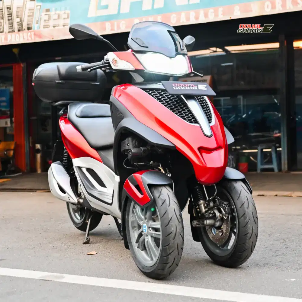 PIAGGIO MP3 YOURBAN 125cc MERAH 2012  LOW KM