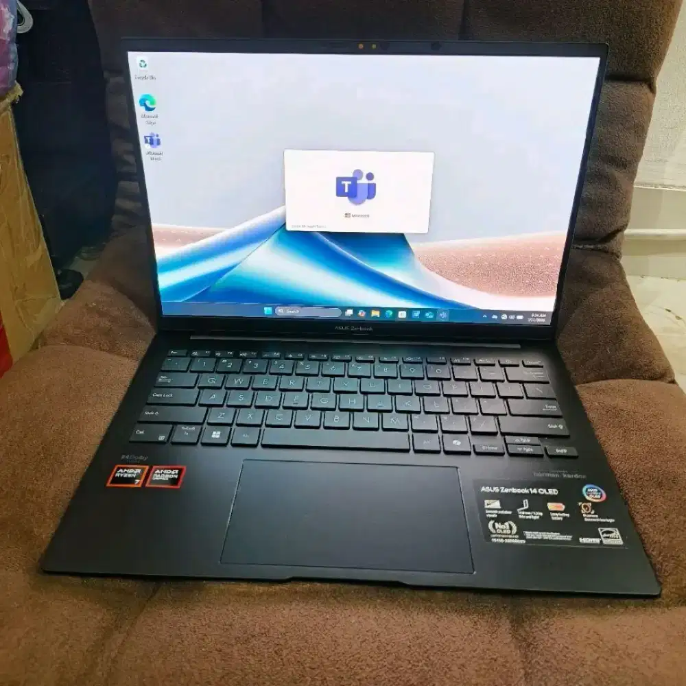 asus zenbook um3406h ryzen 7-8840hs 16/512 ssd oled   (BNOB)