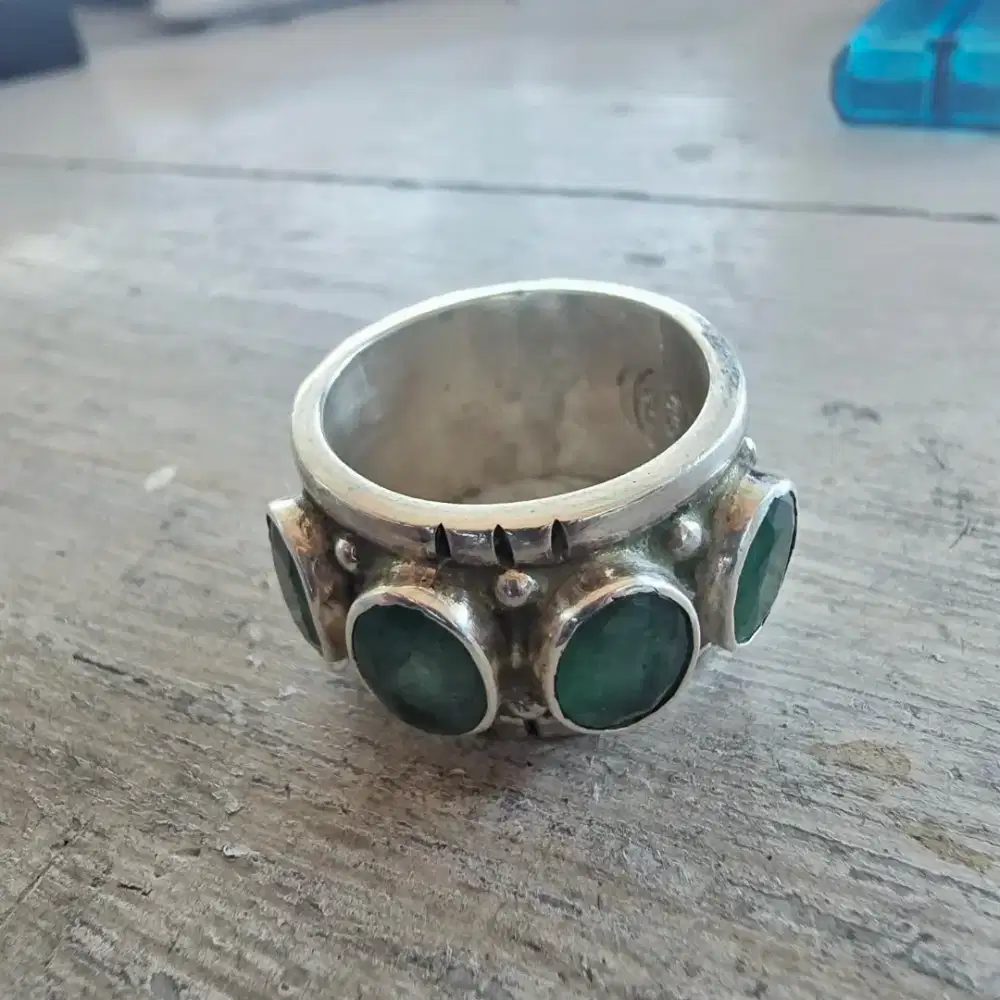 Cincin perak permata