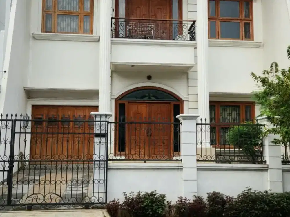 Dijual Vila Permata Gading - Jakarta Utara