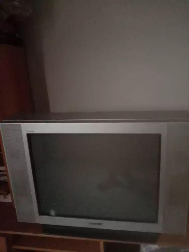 SONY Trinitron 32 inch / Tabung ( second )