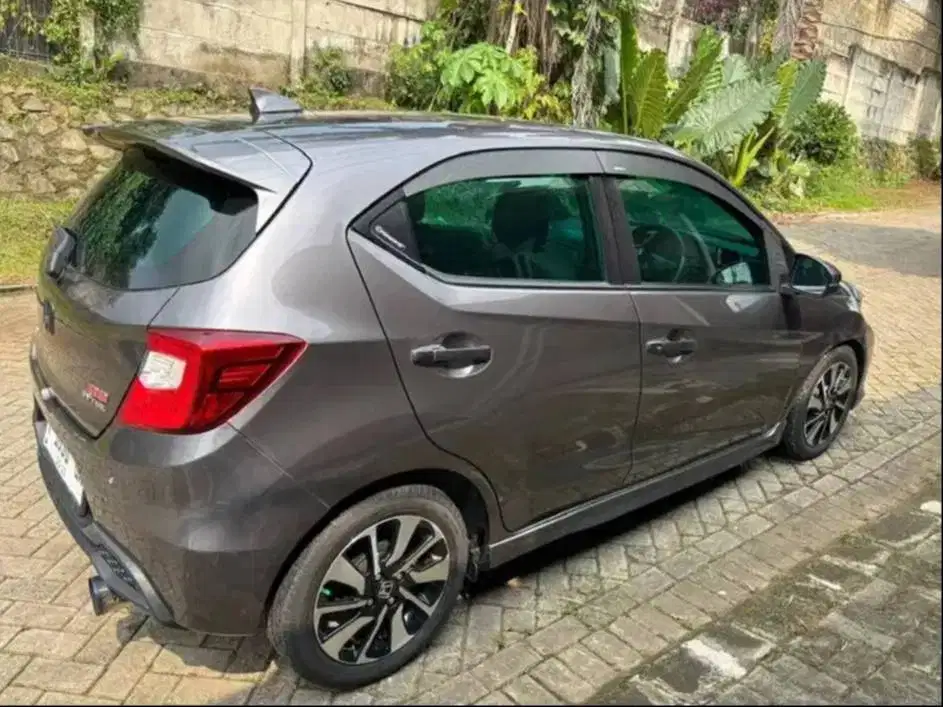 Honda Brio RS 1.2 CVT 2021 Abu-Abu Metalik, Cat Orisinal
