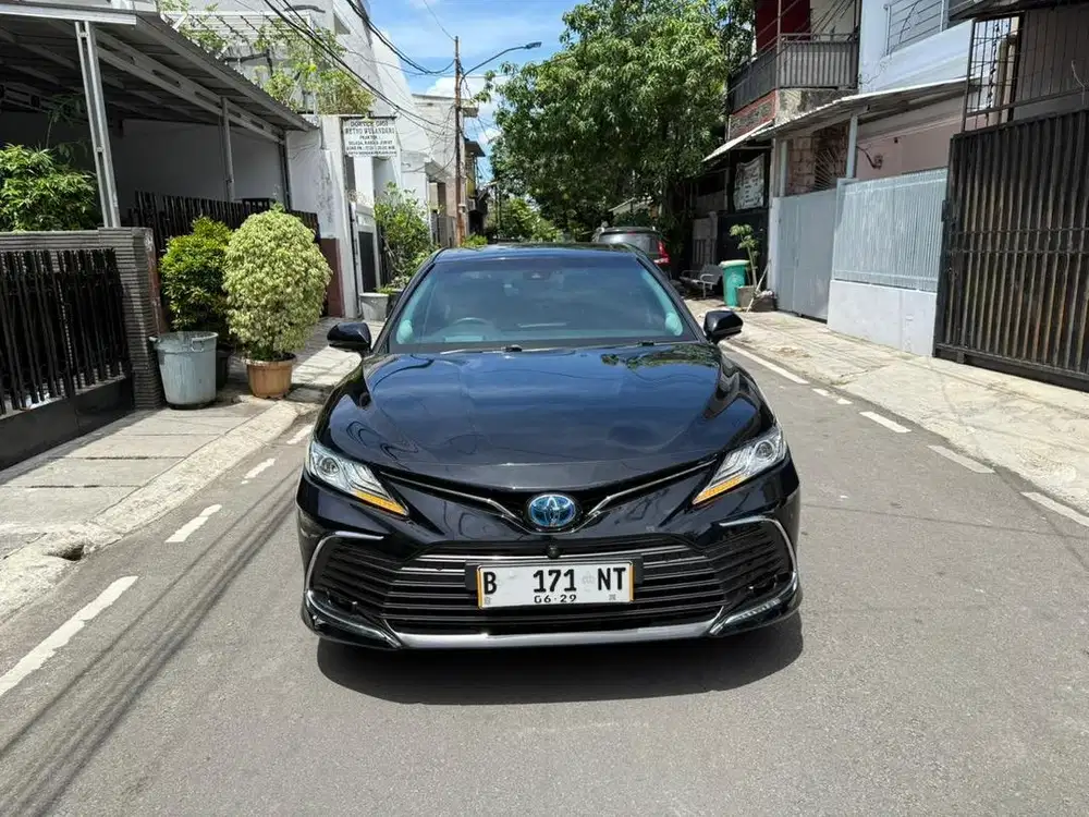 Jual camry hybrid 2021 second