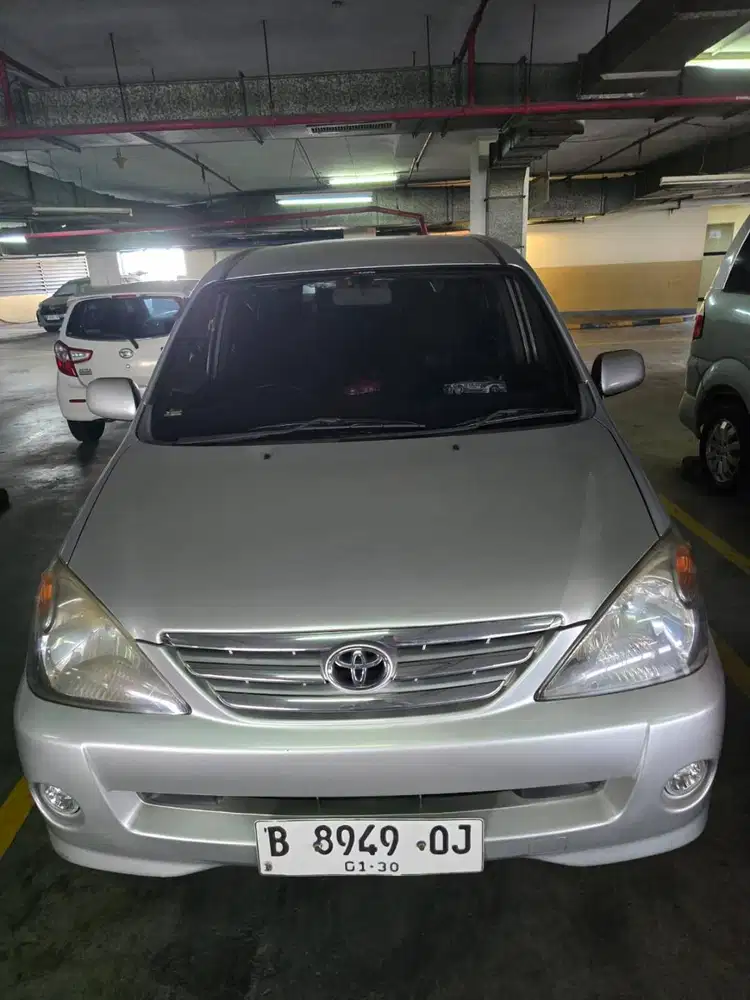 Toyota Avanza Type G Manual Tahun 2010 Silver Metalic