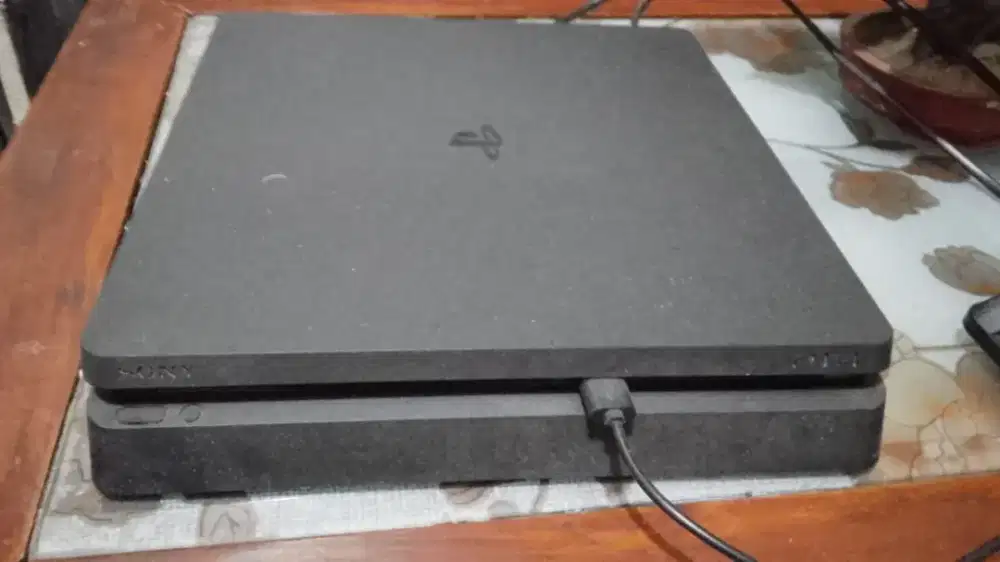 PS 4 500 GB SLIN