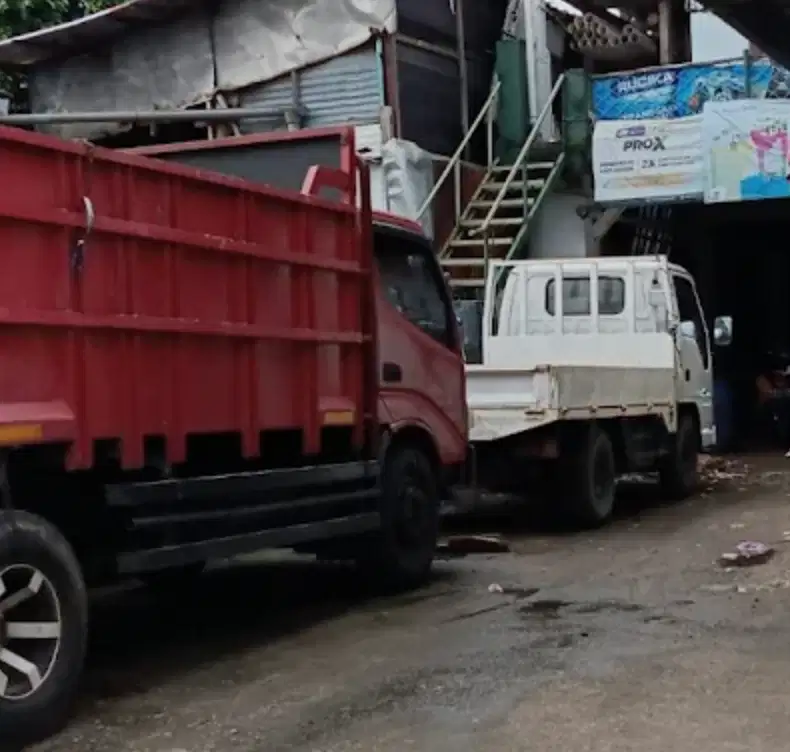 Dibutuhkan segera supir untuk material bangunan