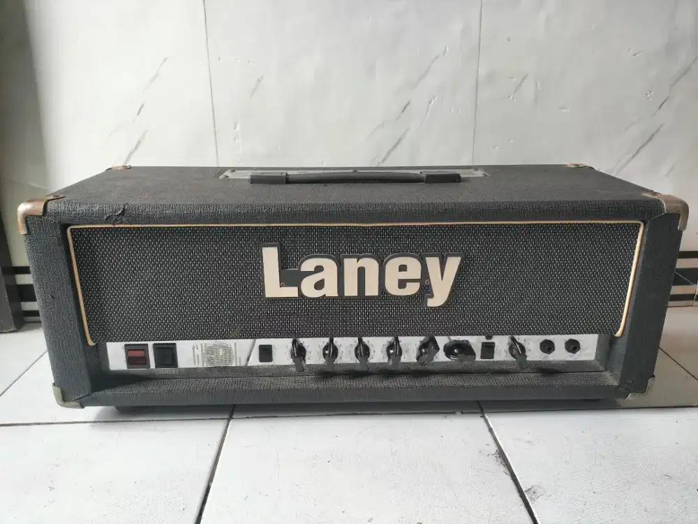 Head gitar Laney GH100L tube