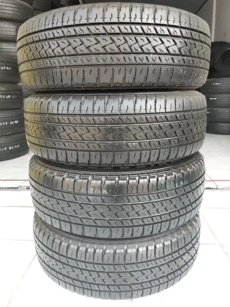 235/70R15. Bridgestone dueler H/L