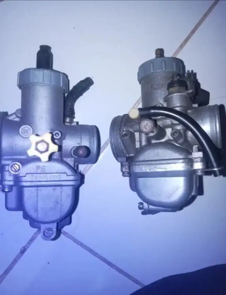 Jual aja nih carburator PE Uk 26 sama carburator Mikuni Uk 26/28