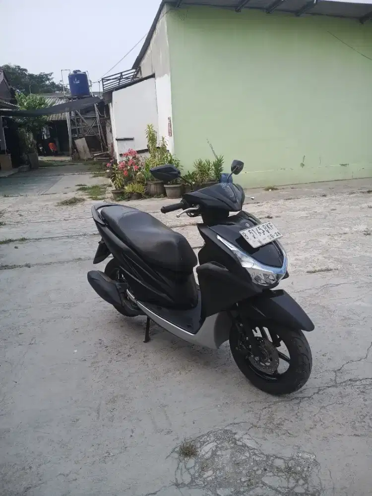 YAMAHA FREGO 2023 HITAM