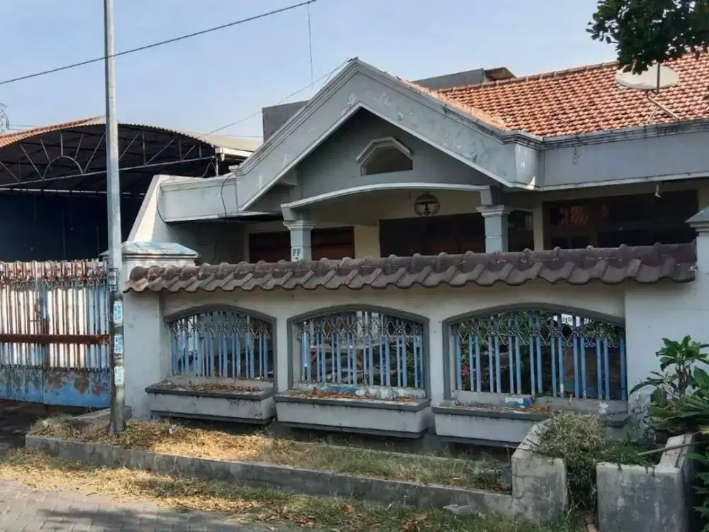 Dijual Rumah Tenggilis Surabaya LT 200 Hitung Tanah Bisa KPR