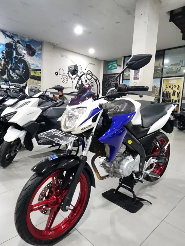 READY YAMAHA VIXION BARANG MULUS KAKI KAKI OKE SIAP GAS