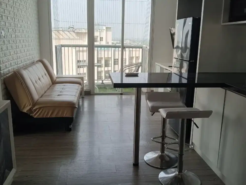 Disewakan - Unit 2BR Lt 18, Apartemen Casa De Parco