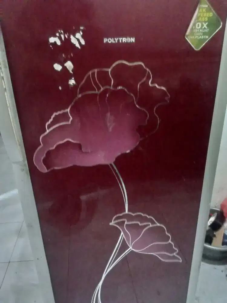 Kulkas bekas hidup tapi tidak dingin