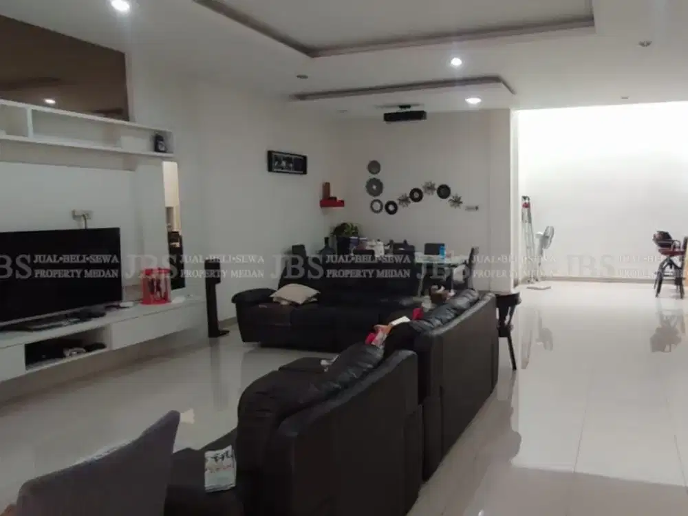 Dijual Rumah 2 Tingkat di Komplek Graha Sunggal Jalan Sunggal Medan