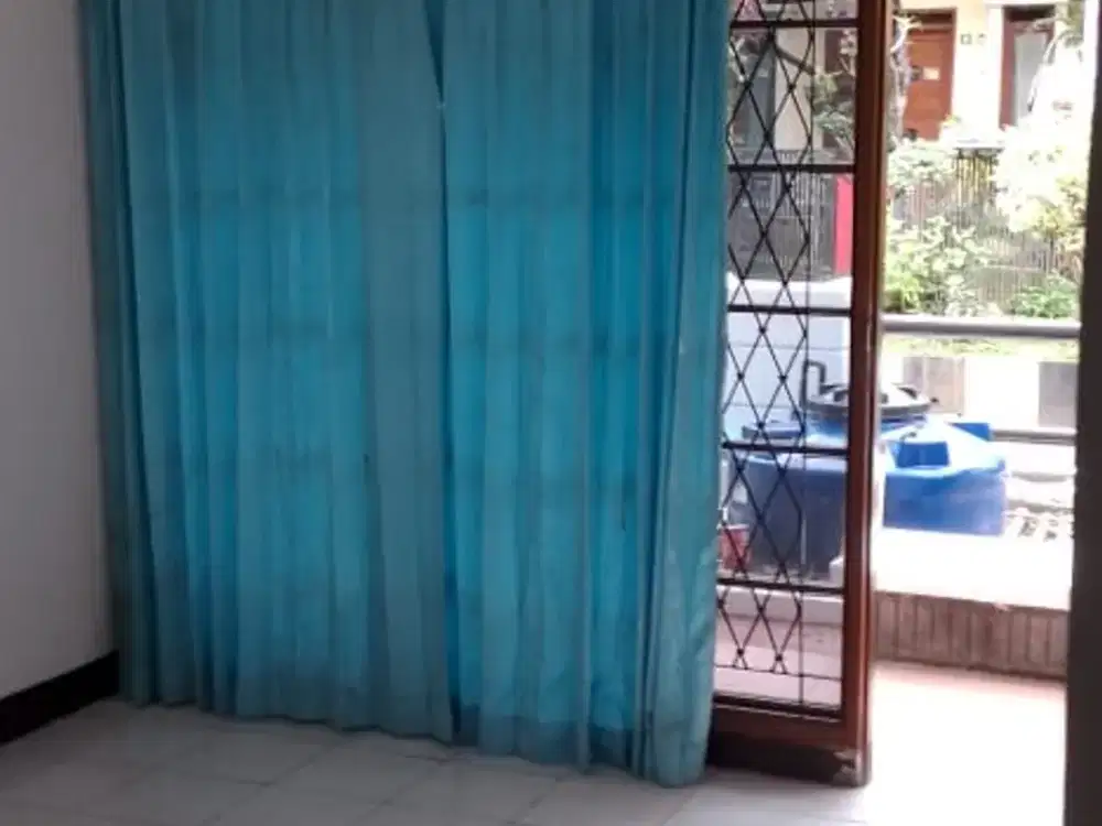 DIJUAL RUMAH MEWAH MINIMALIS DALAM KOMPLEK ELITE DI UJUNGBERUNG INDAH BANDUNG TIMUR