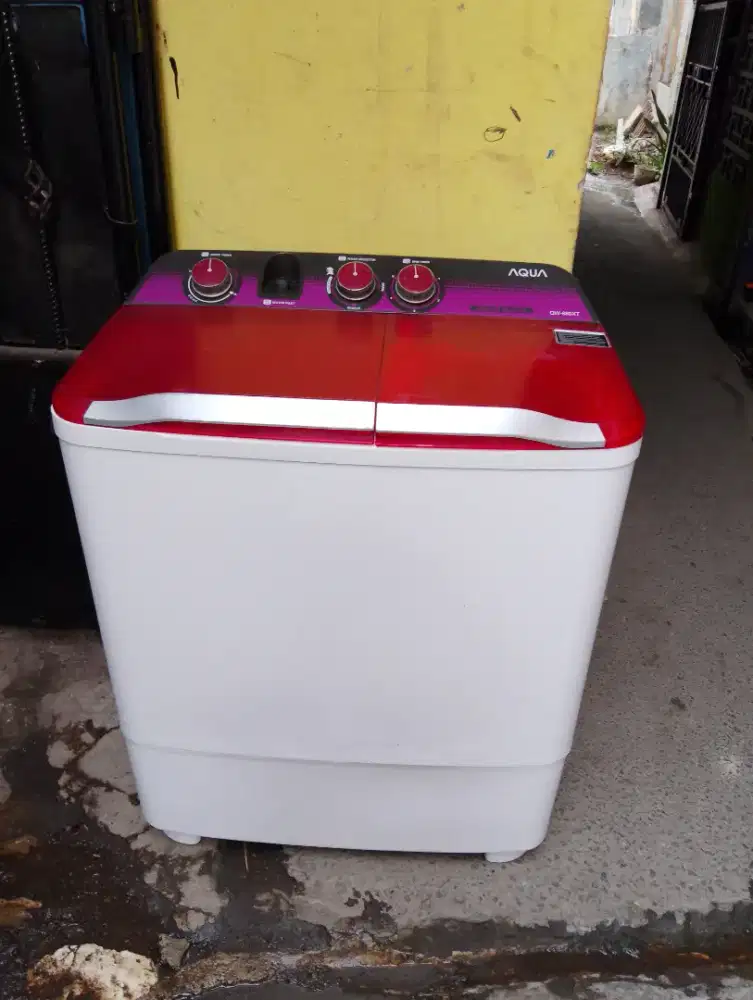 Mesin cuci Aqua 8kg