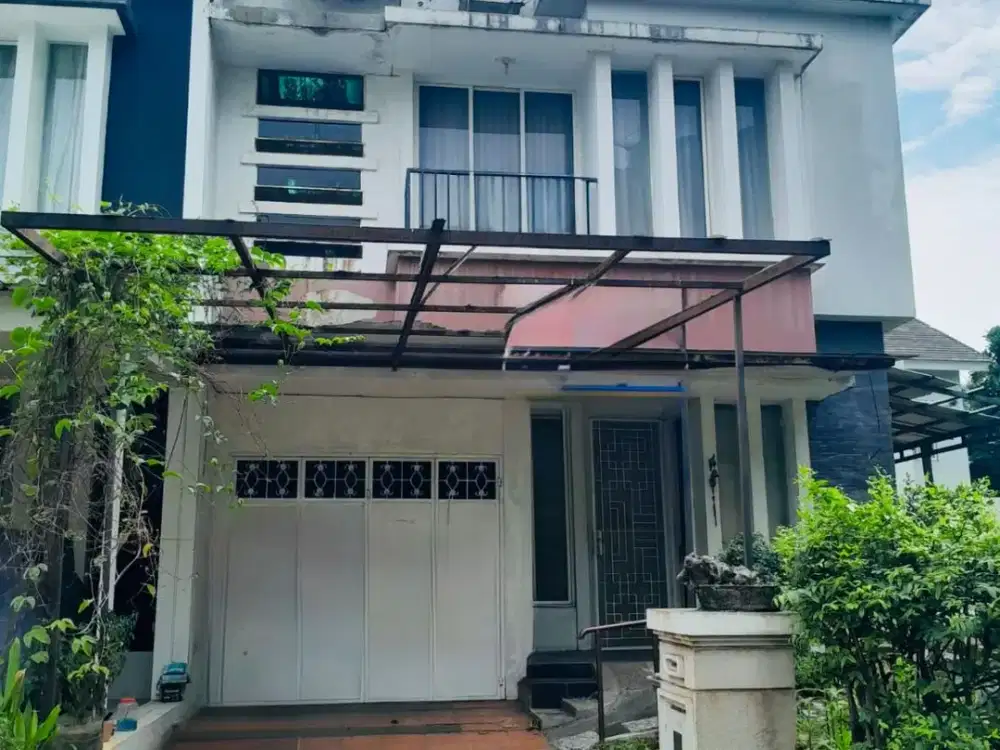 Dijual Rumah Hoek Phg, Gading Serpong Lokasi Strategis