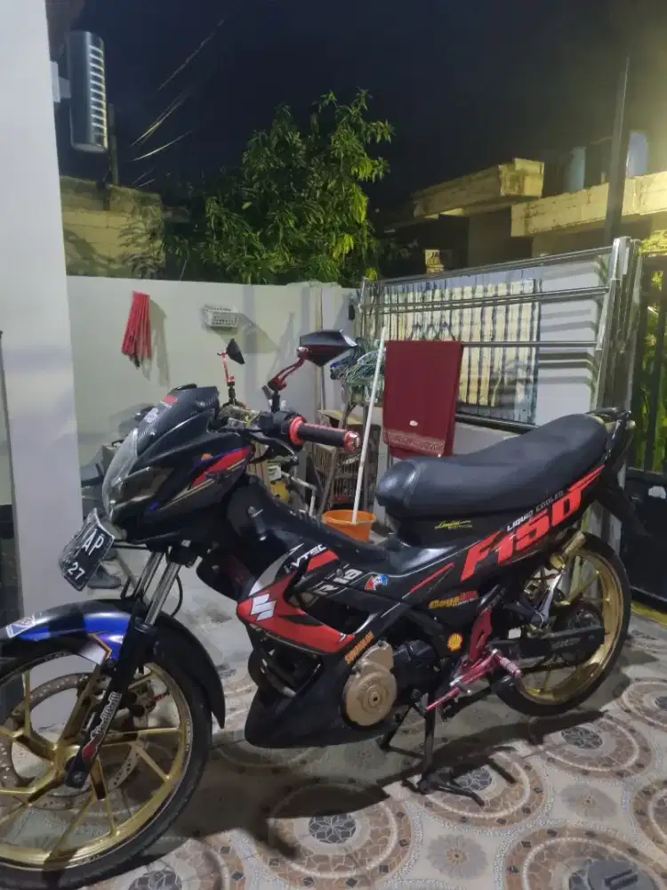 Suzuki satria 150