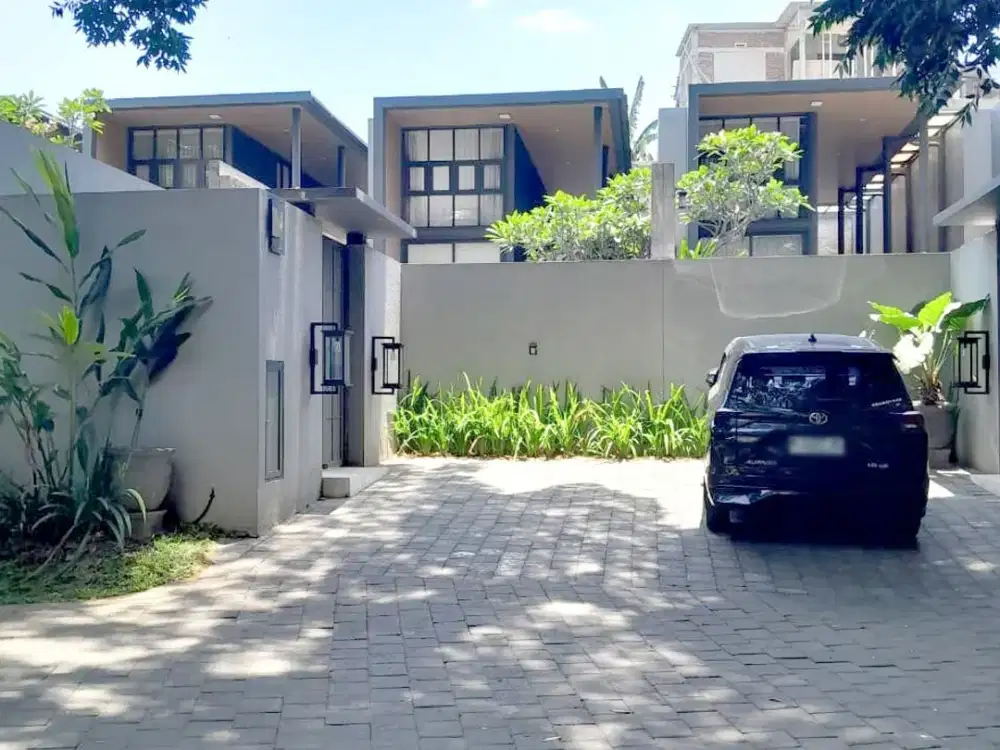 Sisa 1 Unit Rumah Baru 2 Lantai Bisa Untuk Villa di Riverside Malang