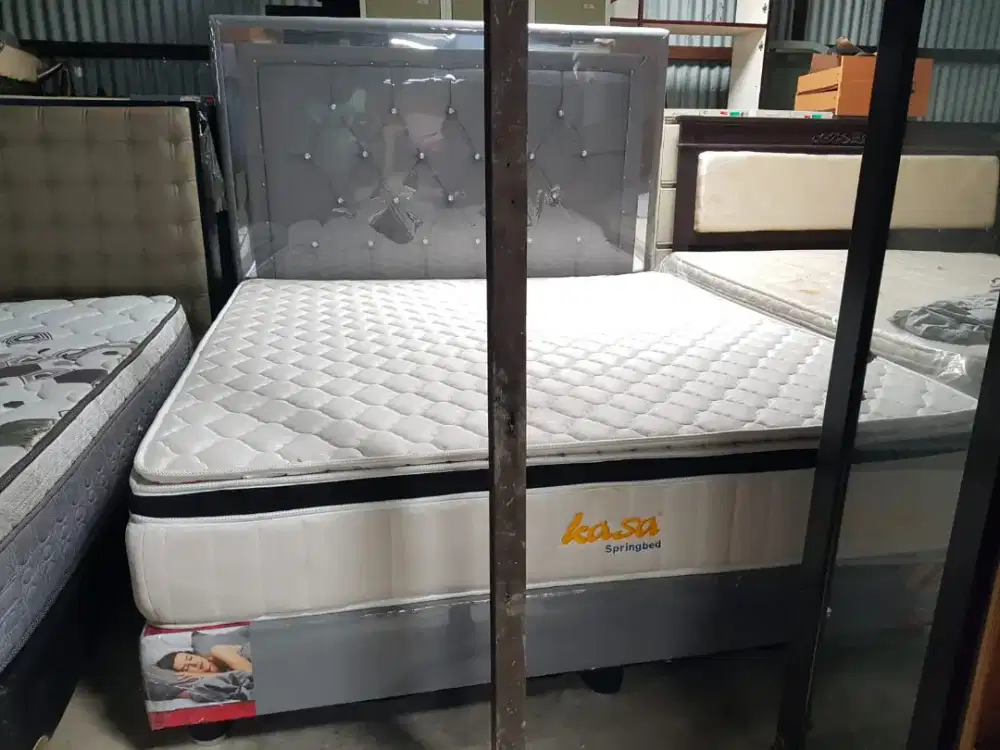 SPRINGBED MERK KASA PILLOW TOP 6 KAKI FULL SET 180X200 BEKAS