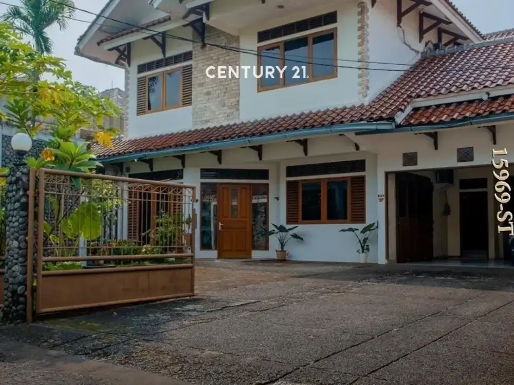 Dijual Rumah Lokasi Strategis Dan Bebas Banjir Di Jati Padang