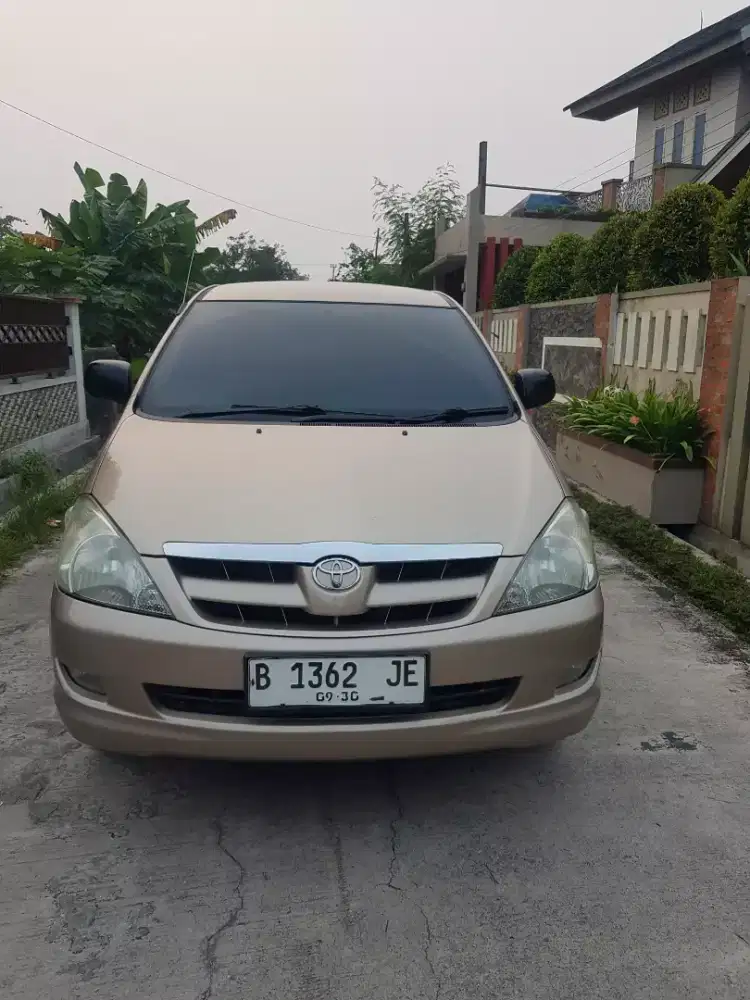 Kijang Inova G manual 2005