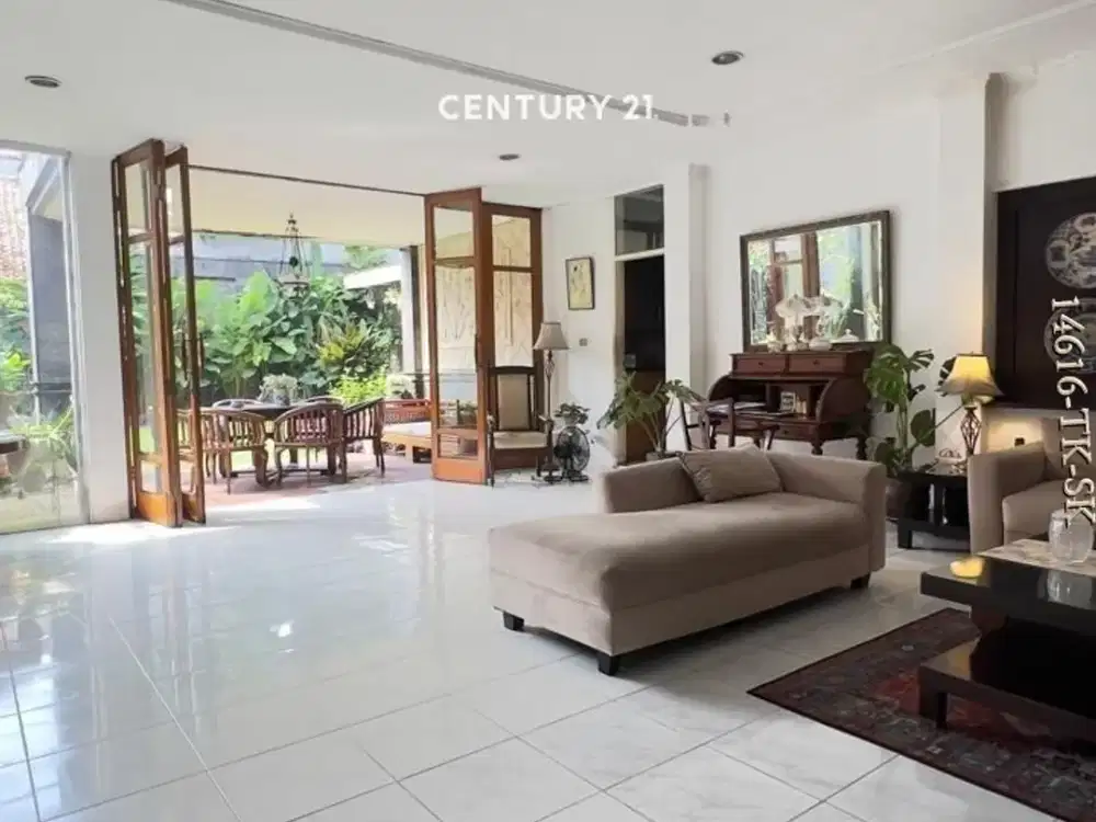 Dijual Rumah Dengan Tanah Luas Bisa Utk Usaha KOST Di Area Tebet